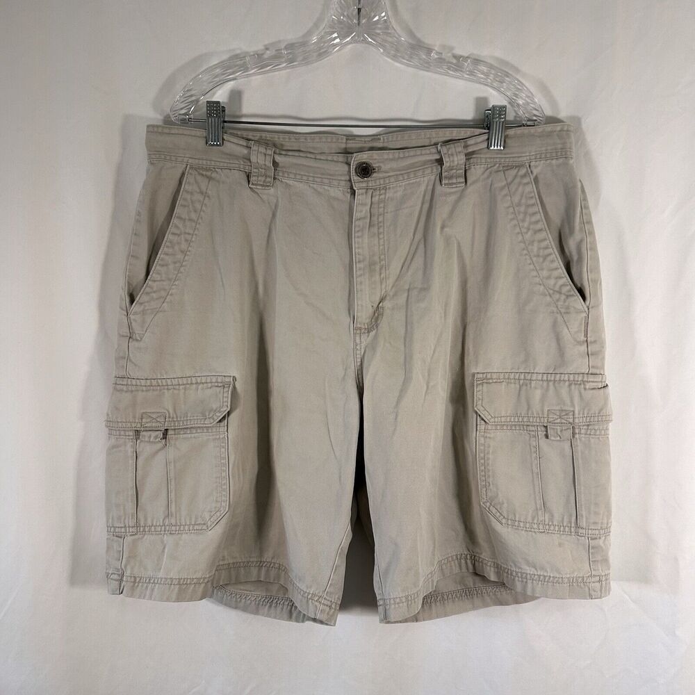 Columbia Cargo Shorts Men's 40 Khaki Hook Eye Pockets Button Zip Cotton